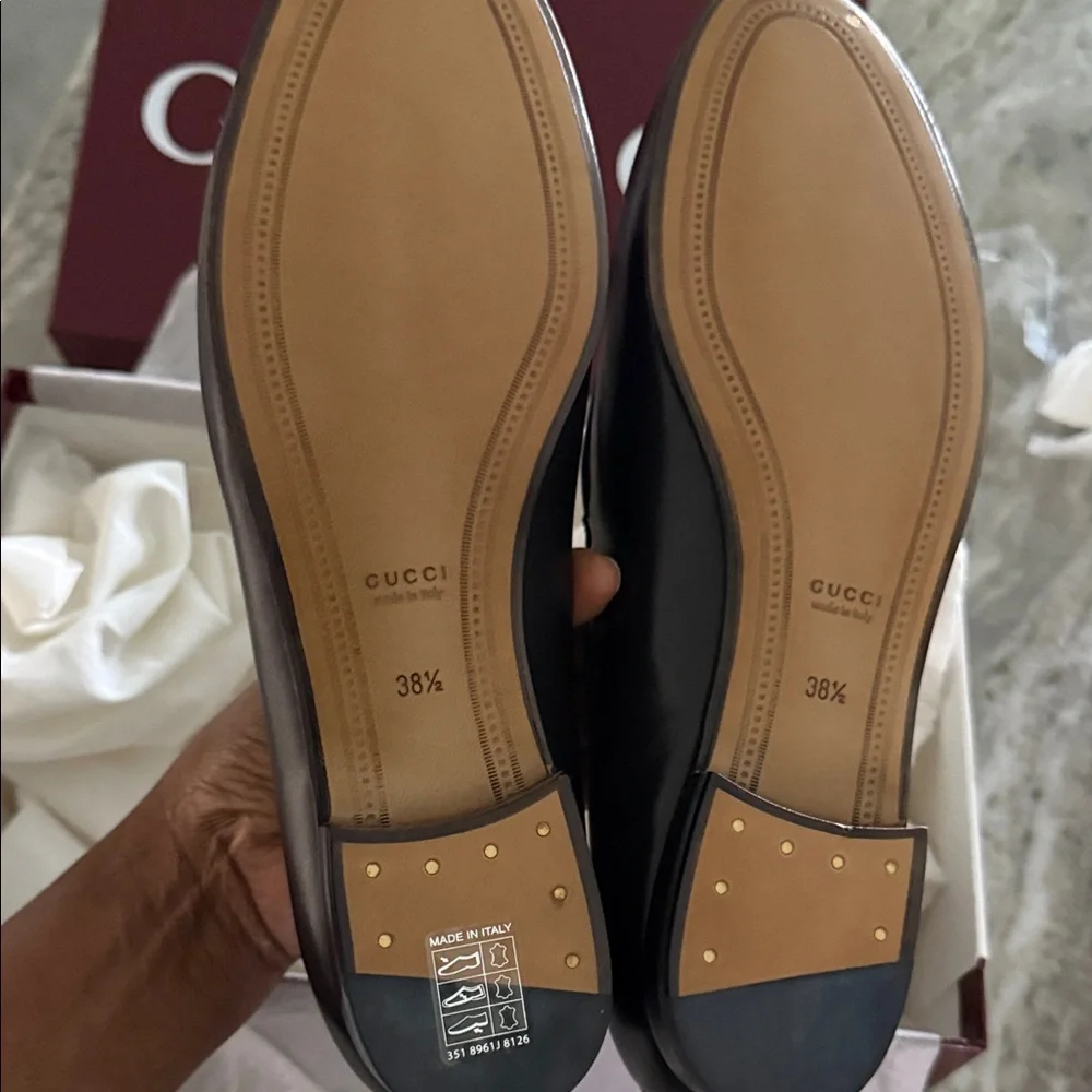 Gucci Black Leather Loafers with Gold Bit Detail - Picture 3 of 10